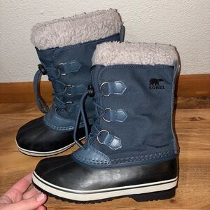 Sorel Yoot Pac Nylon Winter Boots Blue/Black - big kids size 5, fits womens 6.5